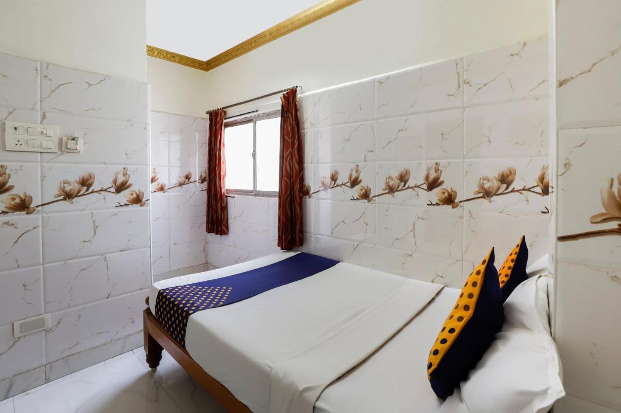 Spot On 40324 Vvr Residency Hotel Chennai Eksteriør billede